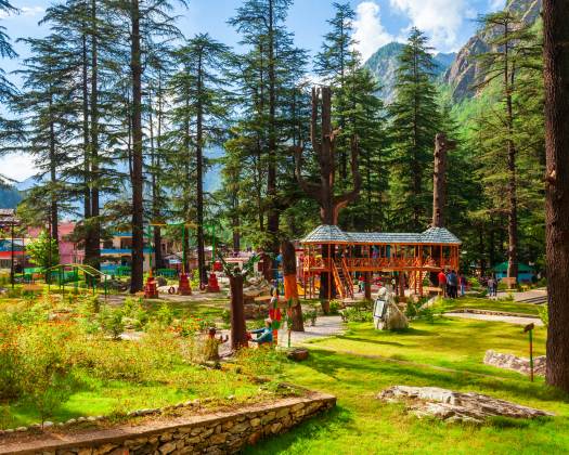 Exploring the Top 10 Breathtaking Valleys of India